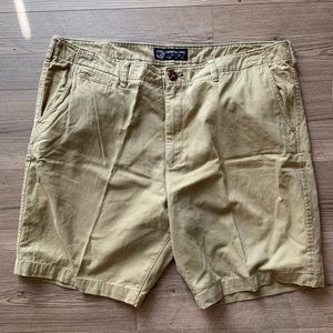 Shorts Size 44